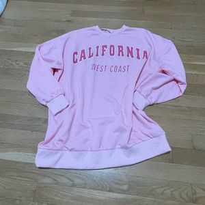 Pink oversized crewneck womens sweatshirt. Size Womens Small
